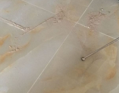 湖州市瓷砖空鼓维修公司分享粘合剂选择不当在瓷砖铺贴过程中可能导致以下问题